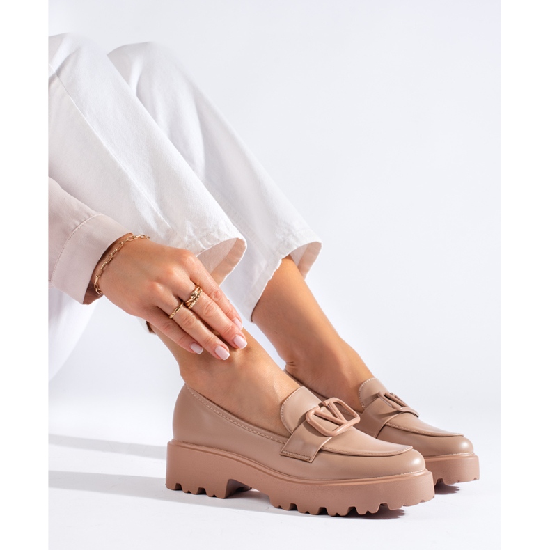 Zapatos de mujer Vinceza fabricados en ecopiel beige 2