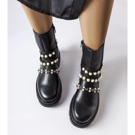 Botines negros decorados con perlas Callicratide 2