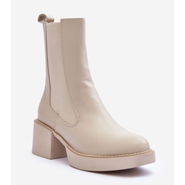 Botas Chelsea Ironna beige con tacones altos enormes 1