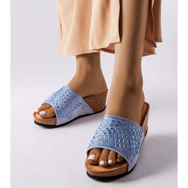 Inna Sandalias Guymon con cuña de pedrería azul 1