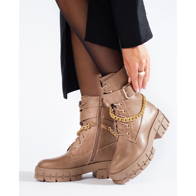 Trabajadoras Shelovet beige con suela gruesa. 1