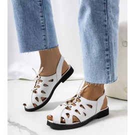 Sandalias blancas atadas Vlis blanco 1 Sandalias blancas atadas Vlis blanco 1