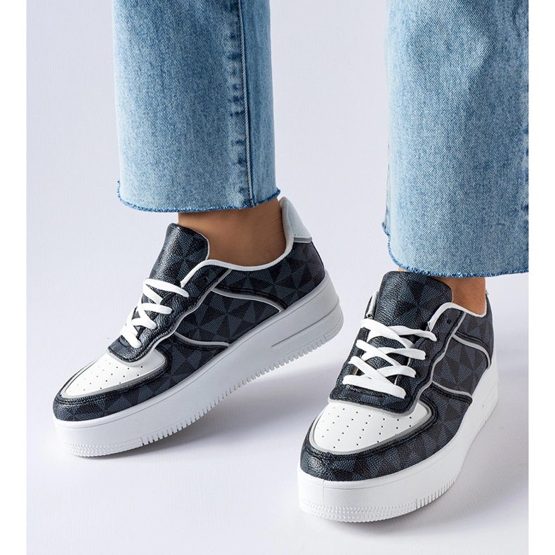 Inna Zapatillas negras decoradas con el monograma Sands. negro 1