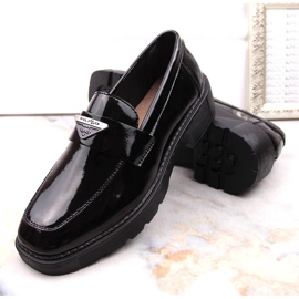 Zapatos slip-on de mujer en charol negro Filippo DP4710 4