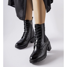 Botines con aislamiento negros de Vinceza 1