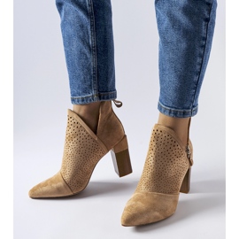 Botines calados beige de Saurel 2