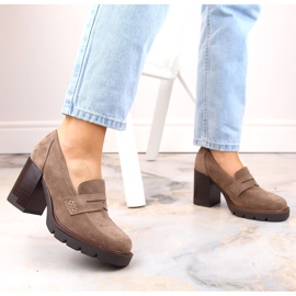Zapatos de mujer en ante con tacón y plataforma, beige Vinceza 58105 5
