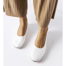 Bailarinas crudo brillante con cuña Morrison beige 2