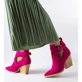 Botas camperas rosas decoradas con recortes Duclos 1