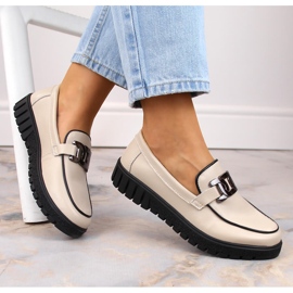 Zapatos de mujer de piel con plataforma y cadena, beige Filippo DP4728 7