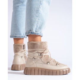 Botas de nieve de mujer de piel beige de Vinceza 2
