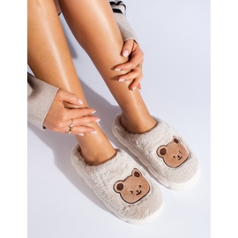 Pantuflas de pelo beige con osito de Shelovet 1 Pantuflas de pelo beige con osito de Shelovet 1