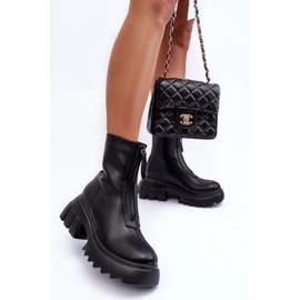 Botines Kusma negros sobre plataforma maciza con cremallera 3