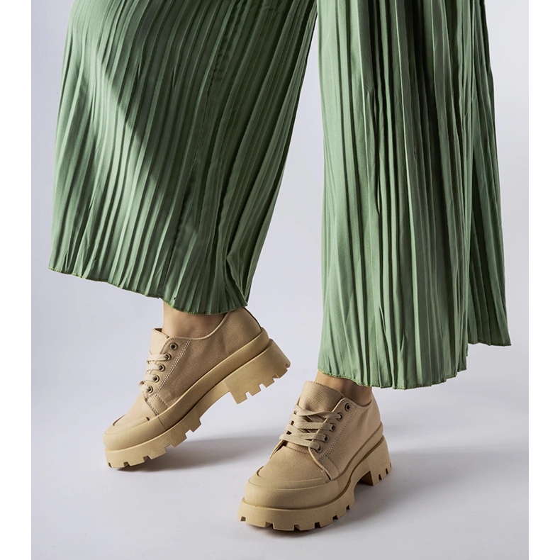 Zapatos marrones con suela Pointe maciza. marrón 1 Zapatos marrones con suela Pointe maciza. marrón 1