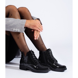 Botines Vinceza charol negro con cordones 2