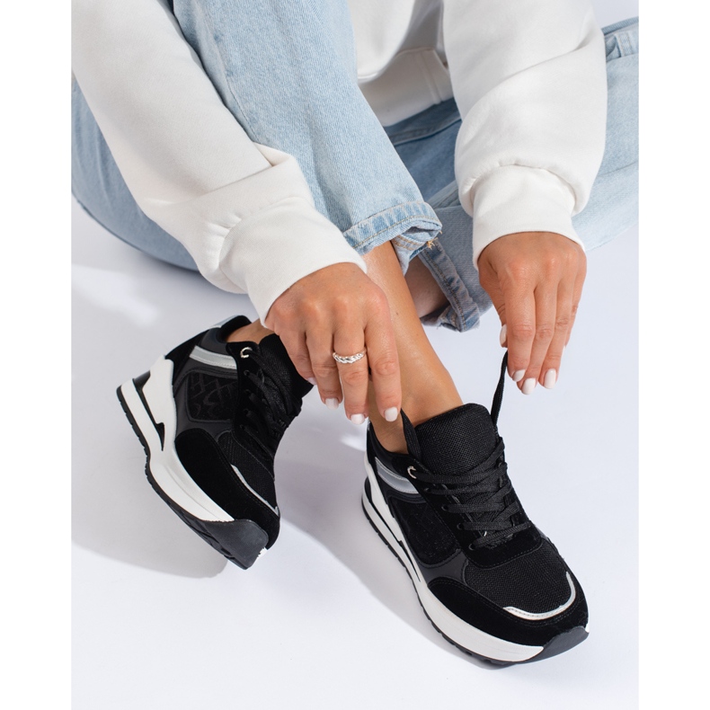 Zapatillas de mujer negras con aplicación Shelovet blanca. negro 1