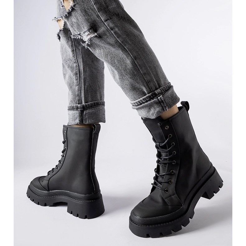 Inna Zapatillas negras con acabado mate Thiery negro 1