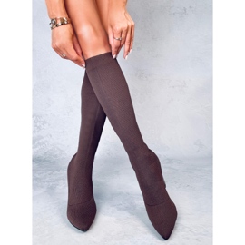 Botas tacón elástico Elisha Brown marrón 3