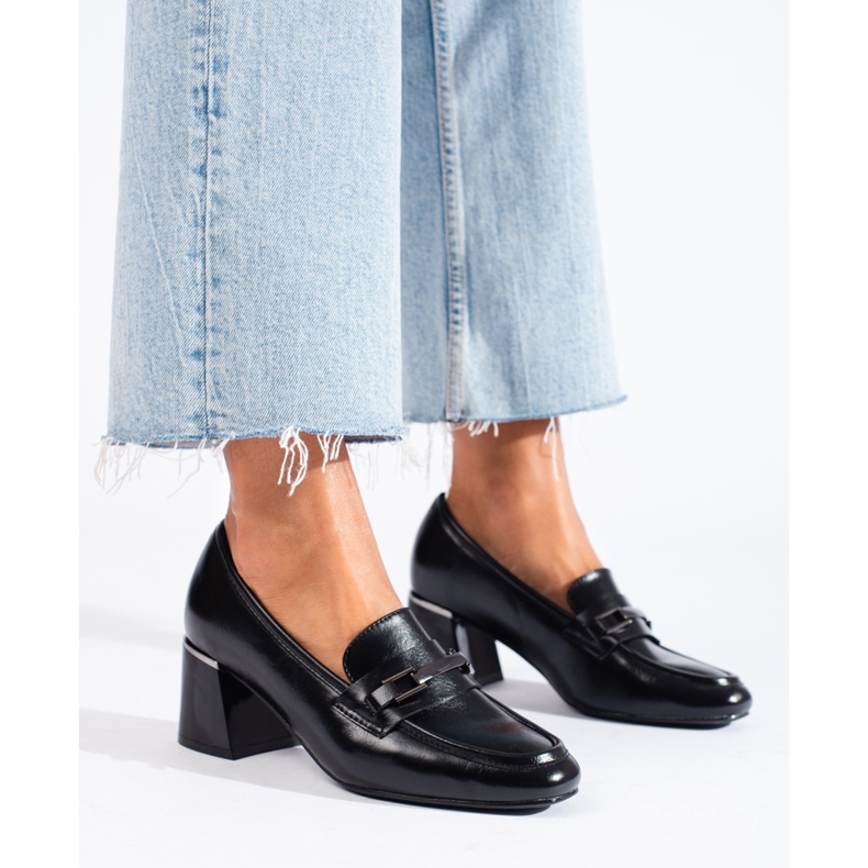 Zapatos de mujer elegantes negros de Shelovet. 1