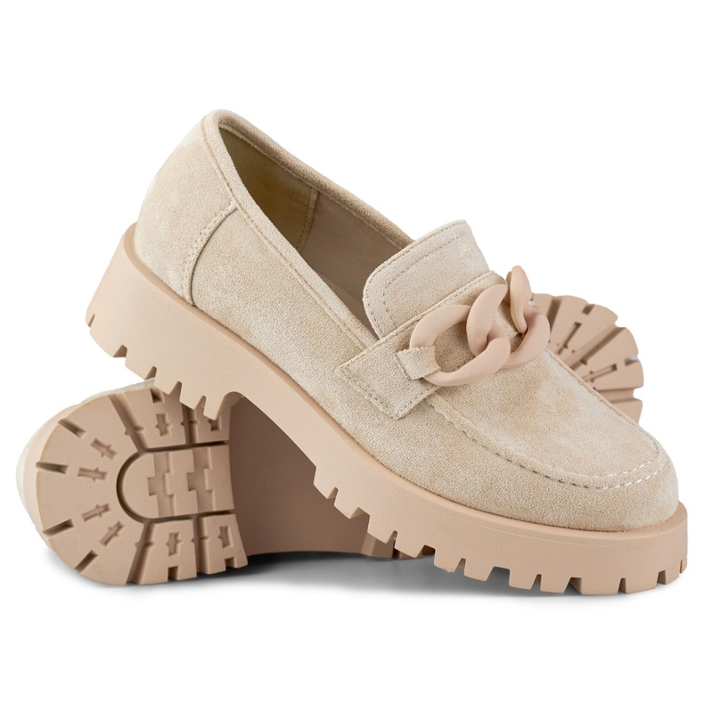 Mocasines mujer ante beige con cadena 1