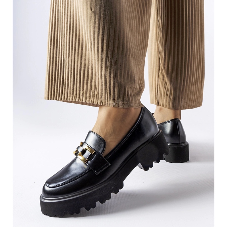 Inna Mocasines de mujer negros decorados con hebilla Piazzo 1