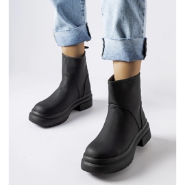 Botines Clotilde aislados de goma negros 1