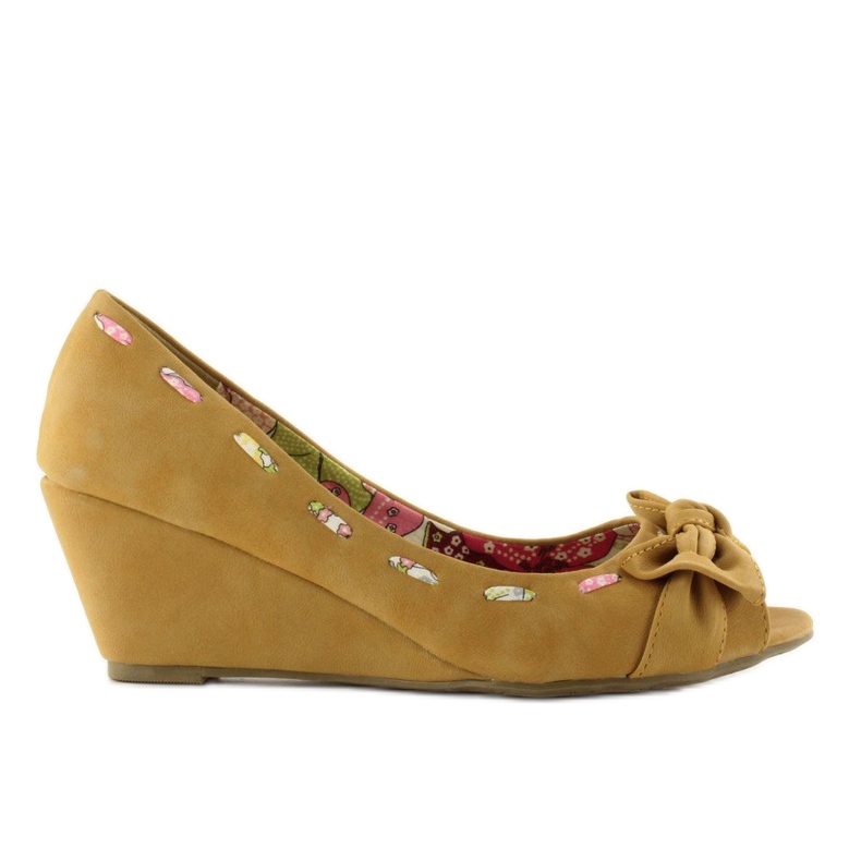 Salones cuñas 77-79 camel marrón 1 Salones cuñas 77-79 camel marrón 1