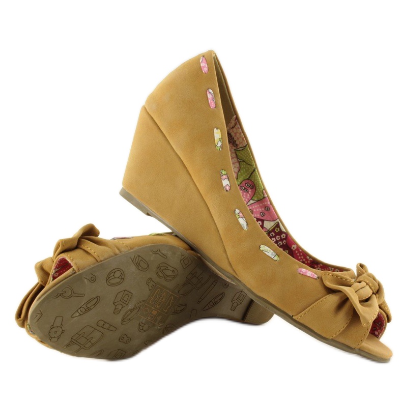 Salones cuñas 77-79 camel marrón 2 Salones cuñas 77-79 camel marrón 2