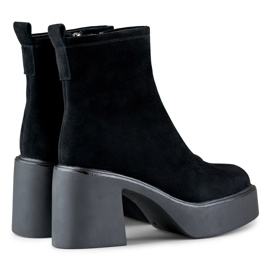Botines de mujer negros elaborados en piel natural con plataforma de tacón 3