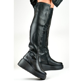 Botas de mujer negras confeccionadas en ecopiel. negro 2