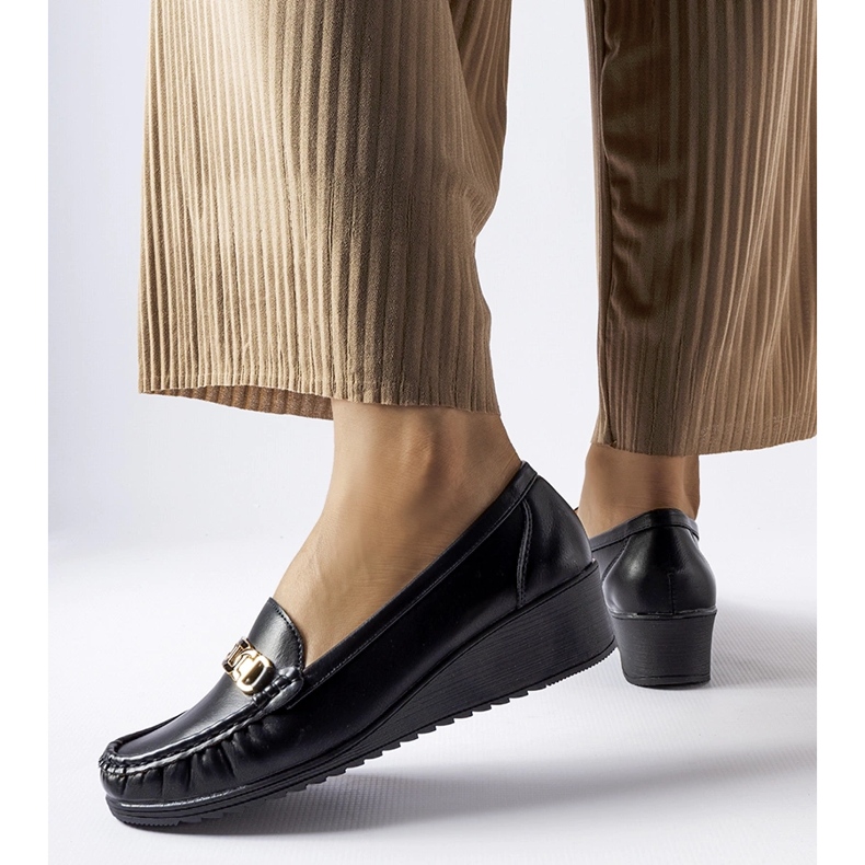 Mocasín cuña hebilla Lerino negro 1