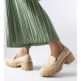 Mocasines clásicos beige con bloque Dina 1