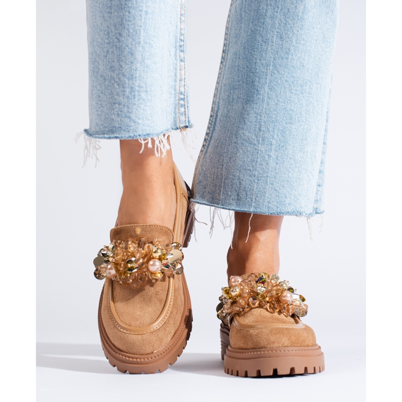 Mocasines de mujer en ante beige de Shelovet 1 Mocasines de mujer en ante beige de Shelovet 1