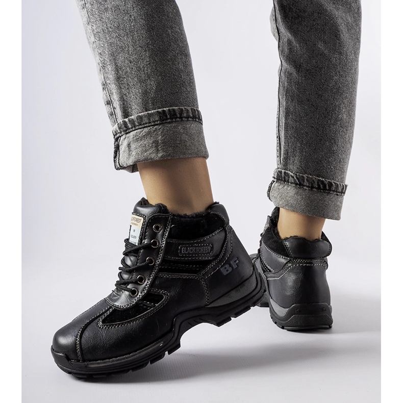 Falla Negra trabajadores invernales negro 2