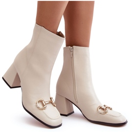 PH2 Botín tacón Pamelinta de piel beige con adorno 7