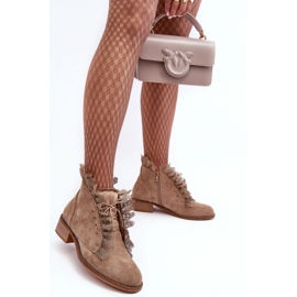 Botas planas de ante para mujer beige Klemovia 1
