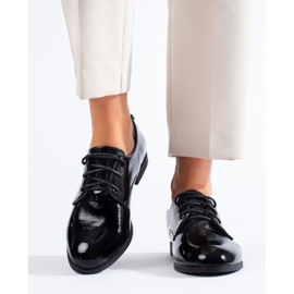 Oxfords con cordones Shelovet charol negro 2