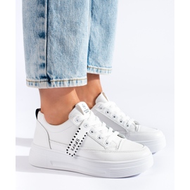 Zapatillas blancas en la plataforma Shelovet blanco 2