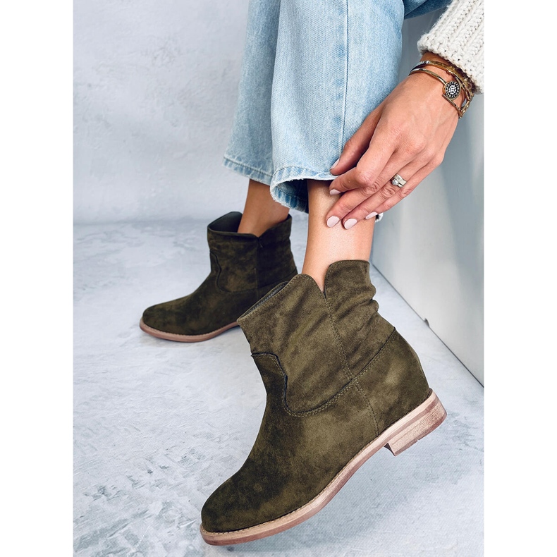 Botas en una cuña oculta de Deer Green verde 2 Botas en una cuña oculta de Deer Green verde 2