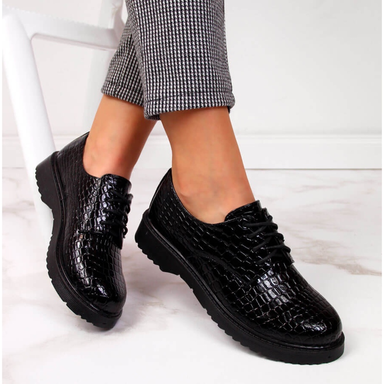 Zapatos oxford de mujer lacados, negro, T.Sokolski J23-324 1