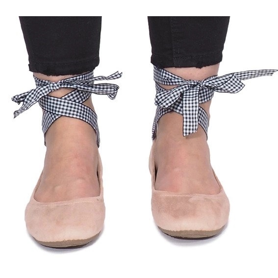 BM Bailarinas rosas con lazo Acro 1