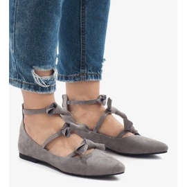 Bailarinas grises con cordones y lazos G-47 1
