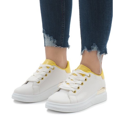 Zapatillas blancas en la plataforma 353 blanco 1 Zapatillas blancas en la plataforma 353 blanco 1