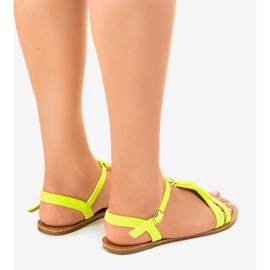 Sandalias planas amarillas con hebilla WL137-1 amarillo 3
