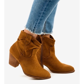 Botines de ante camel en el poste SA-3339 marrón 2