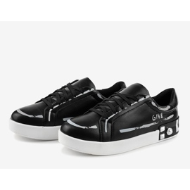 Zapatillas negras decoradas con tachuelas G272 negro 1