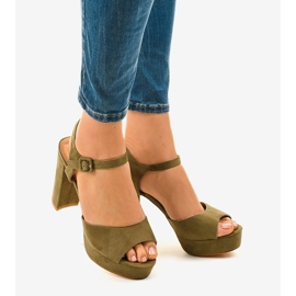 Sandalias verdes en el poste de ante AT-0660-L 1 Sandalias verdes en el poste de ante AT-0660-L 1