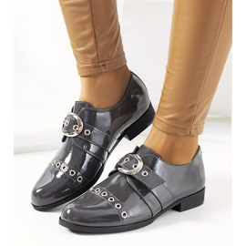 Zapato lacado gris con hebilla C18-6263-2 1