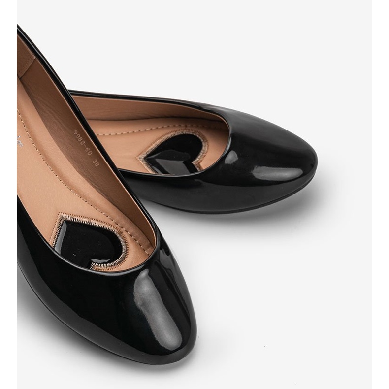 Bailarinas India lacadas en negro 1