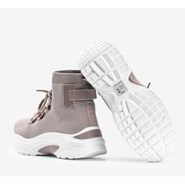 Zapatillas beis Elisa socks beige 2